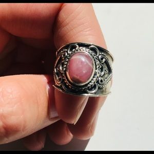 Vintage Jewelry - Antique Silver Ring Vintage Jewelry - Antique Silver Ring